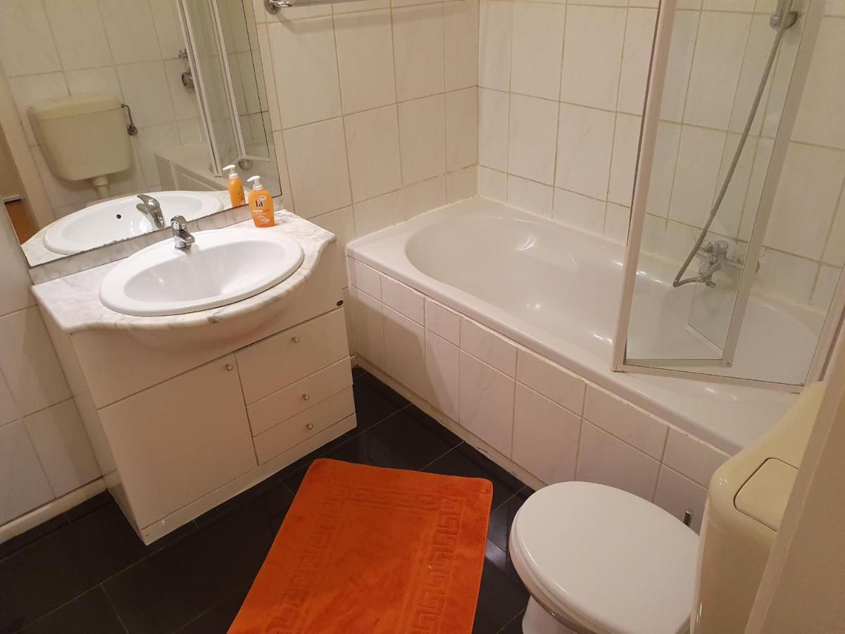 Ferienwohnung Im Zentrum Hannover City, Ruhig, Hbf- Naehe, Freie Oeffentliche Parkplaetze 外观 照片